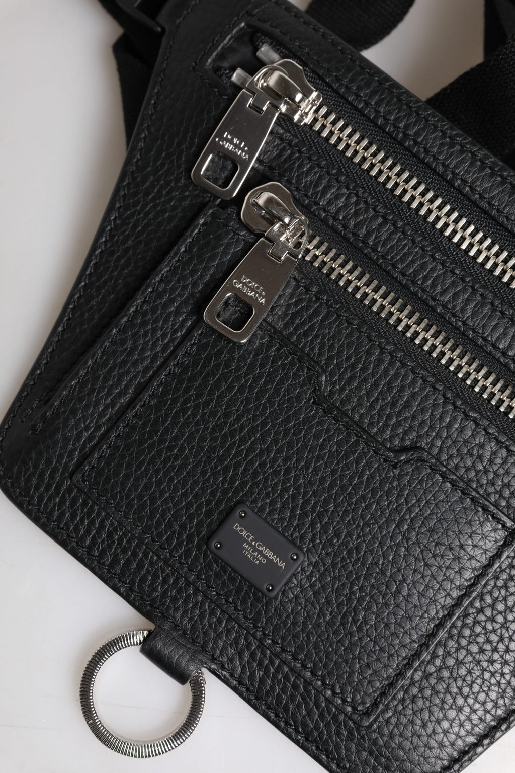 Schwarzes Kalbsleder Logo Plaque Gürtel Taille Männer Fanny Pack Tasche