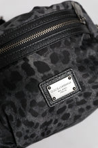Schwarzer grauer Leopard DG Logo Gürtel Taille Gürteltasche