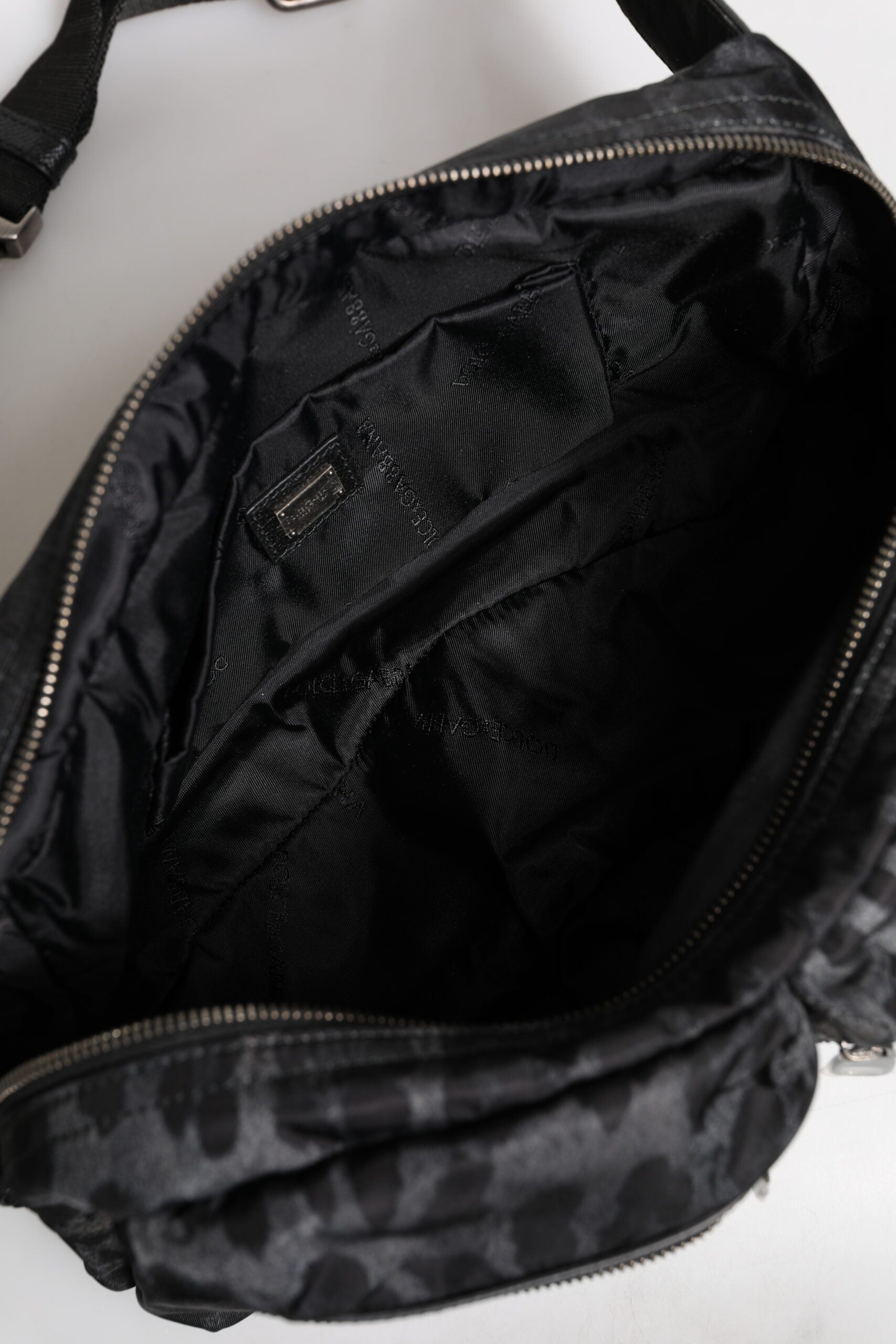 Schwarzer grauer Leopard DG Logo Gürtel Taille Gürteltasche