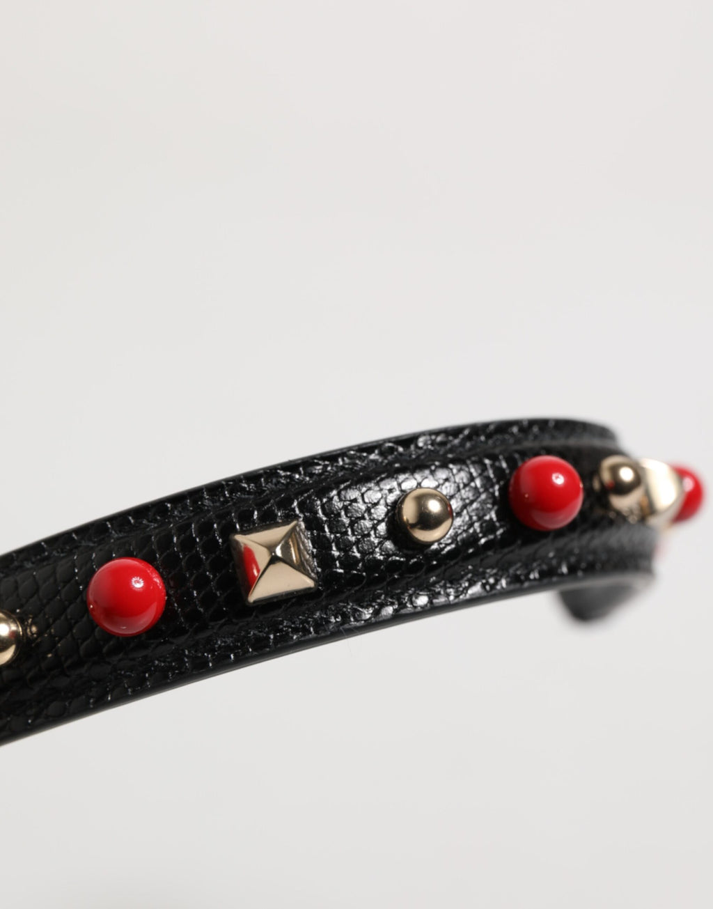 Schwarze verschönerte Ledertasche mit Henkel Frauen Schulterriemen